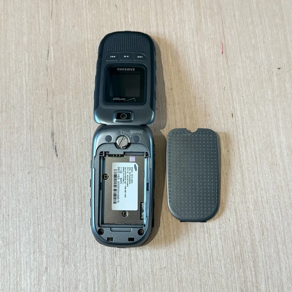 Samsung SCH-U640 Verizon MP3 Player Flip Phone No Batt “UNTESTED”Buy As Is Read